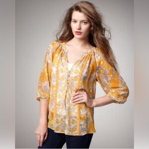 Joie Gloria Silk Blouse V-Neck Floral Print in Orange size small‎